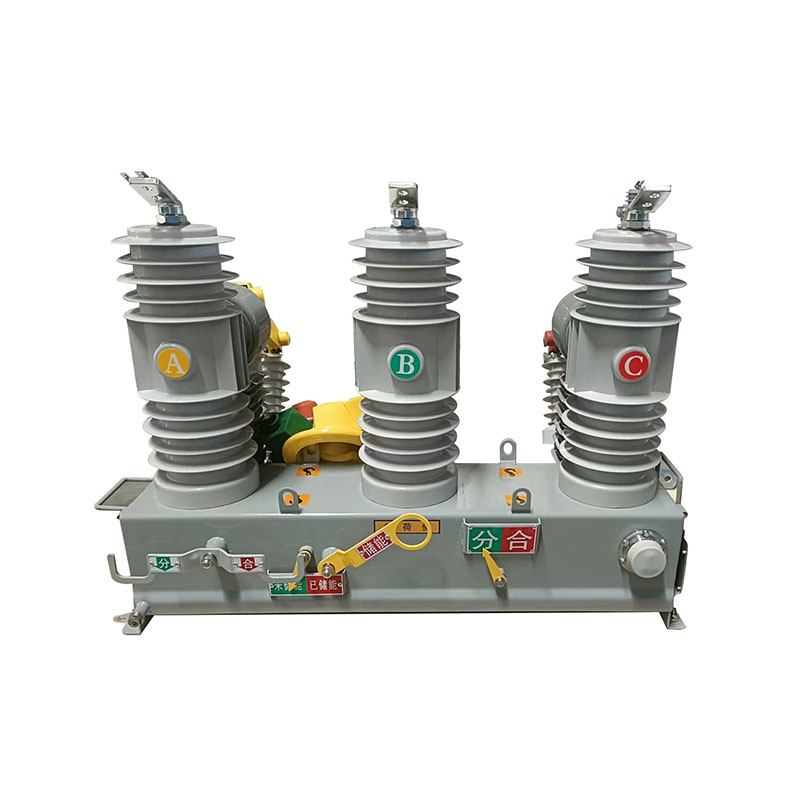 What precautions should be taken during the installation and maintenance of primary and secondary fusion circuit breakers?